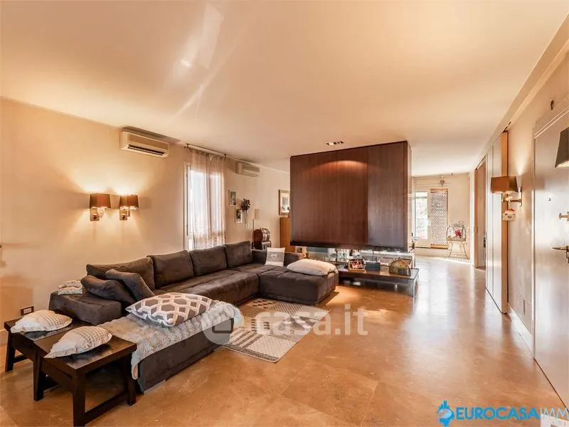 Séjour - Prestigious Attico with Terraces in Carpi