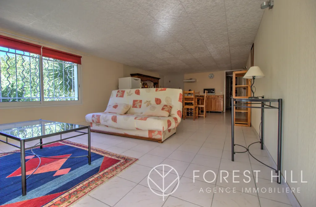Elutuba - Detached House with Pool in Le Boulou