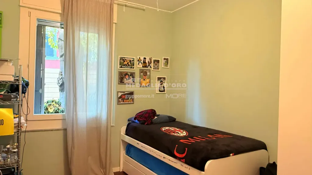 Magamistoad - Rustic-Style Apartment with West-East Exposure in Modena