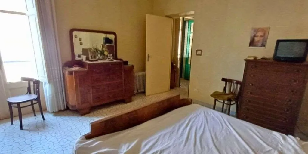 Multi-level Apartment with Sea View in Cetraro