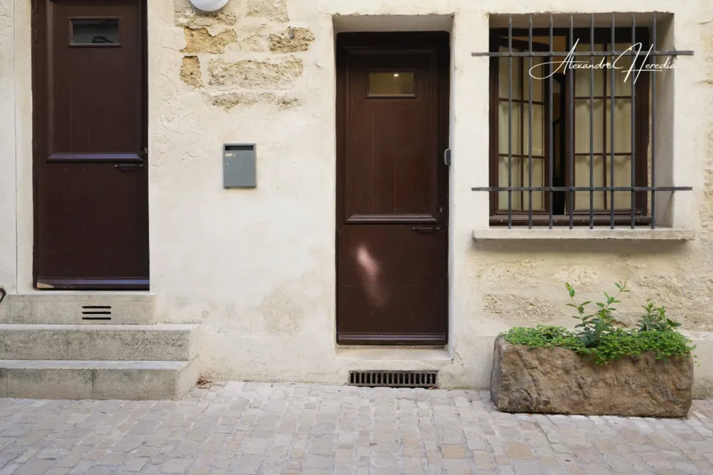 Välivaade - Historic Maison with Balcony in Uzès