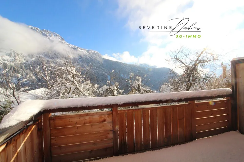 Rõdu - Chalet Plot with Mountain View in Vaujany