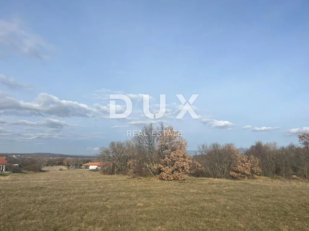 Aed - Building Plot with Nature View in Istra, Labin
