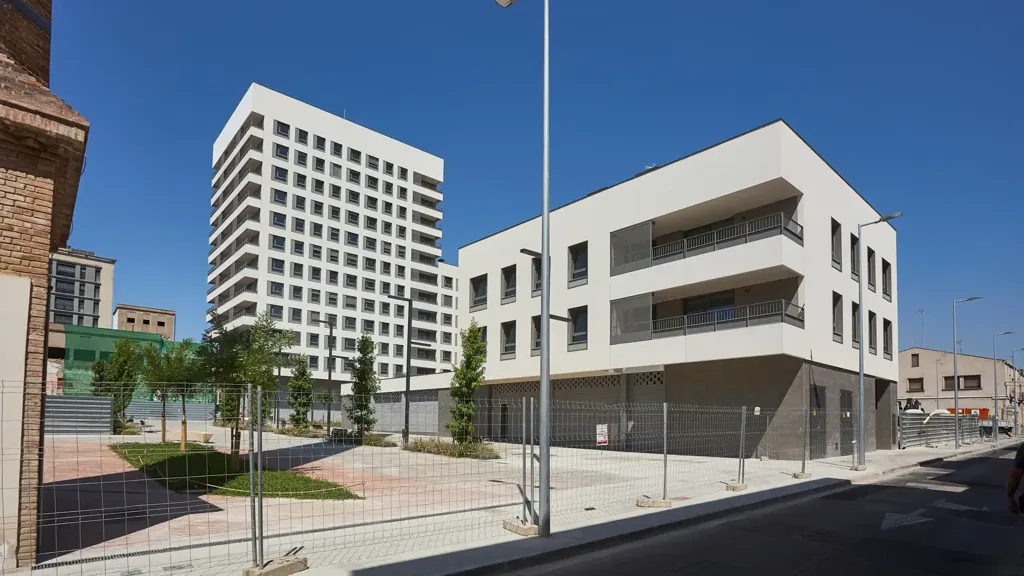 Außenansicht - Penthouse with Mountain and City Views in Sabadell