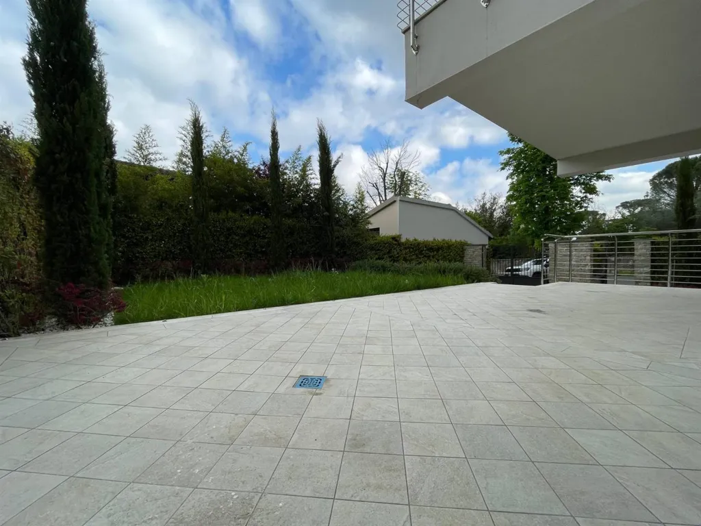Terrace - Modern Villa with Garden in Poggio Imperiale, Florence