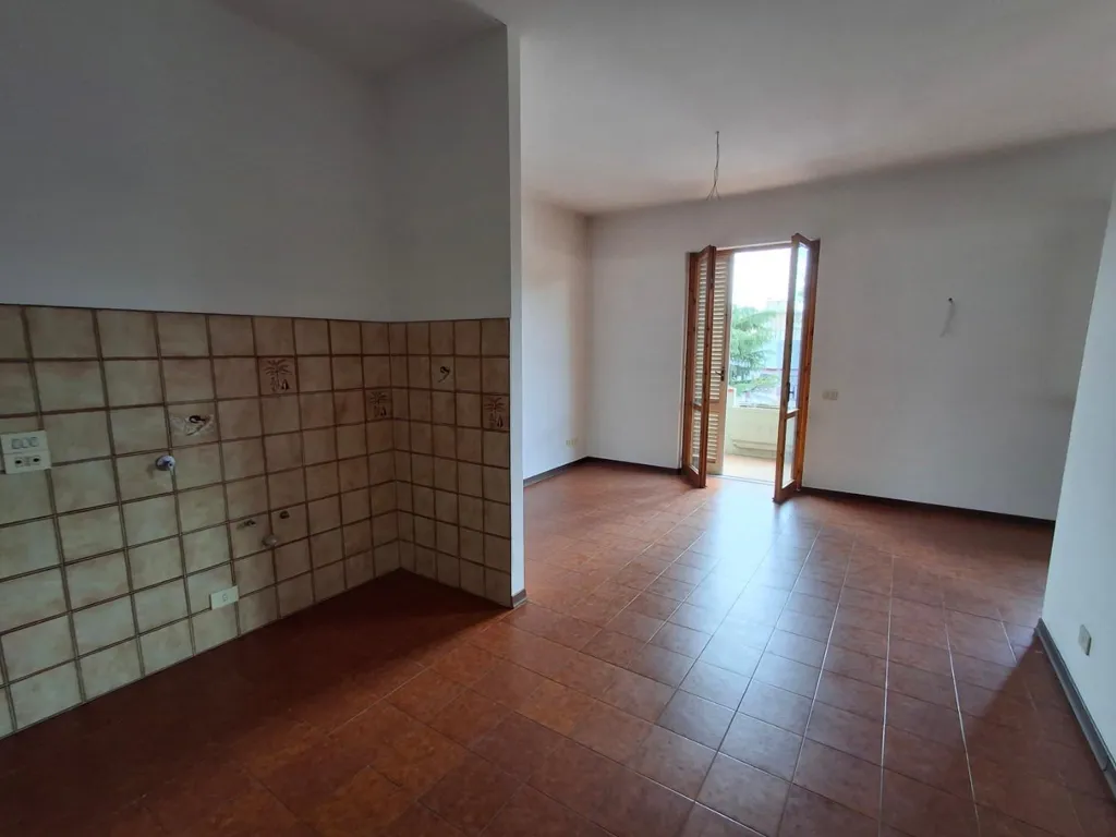 Pièces - Spacious Apartment with Terraces in Empoli