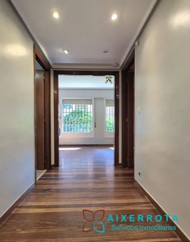Hallway - Ground Floor Flat with Garden in Algorta, Getxo