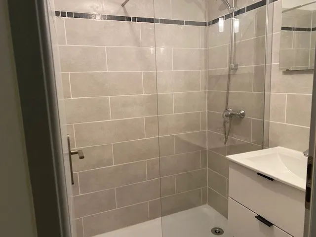 Salles de bain - Appartement Rénové au Centre Historique de Marseillan