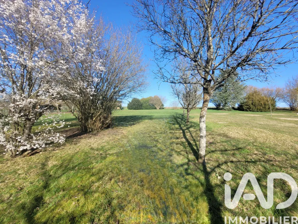 Jardin - Terrain à Bâtir Calme à Esternay