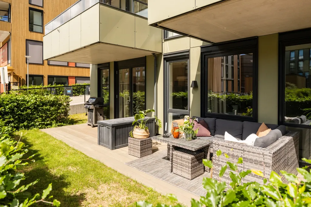 Terrace - 3-Bedroom Apartment with Garden Access in Oslo