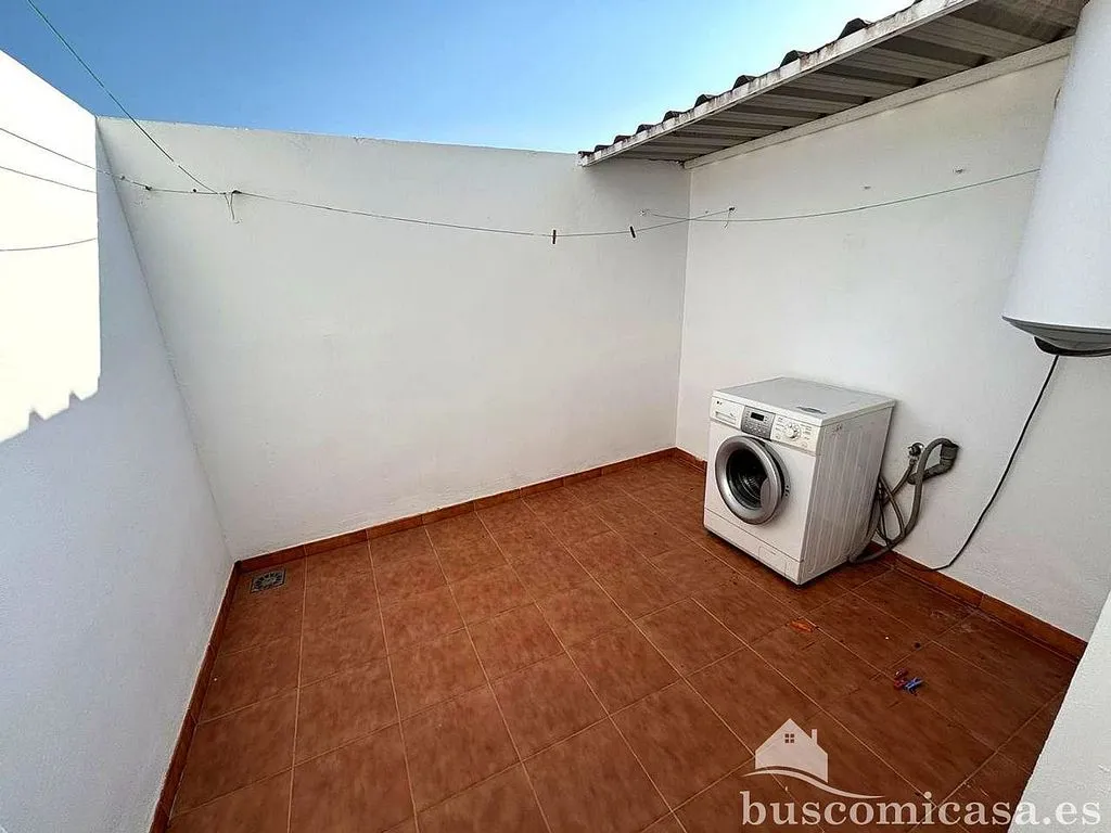 1-Bedroom Flat with Pool in Villatorres