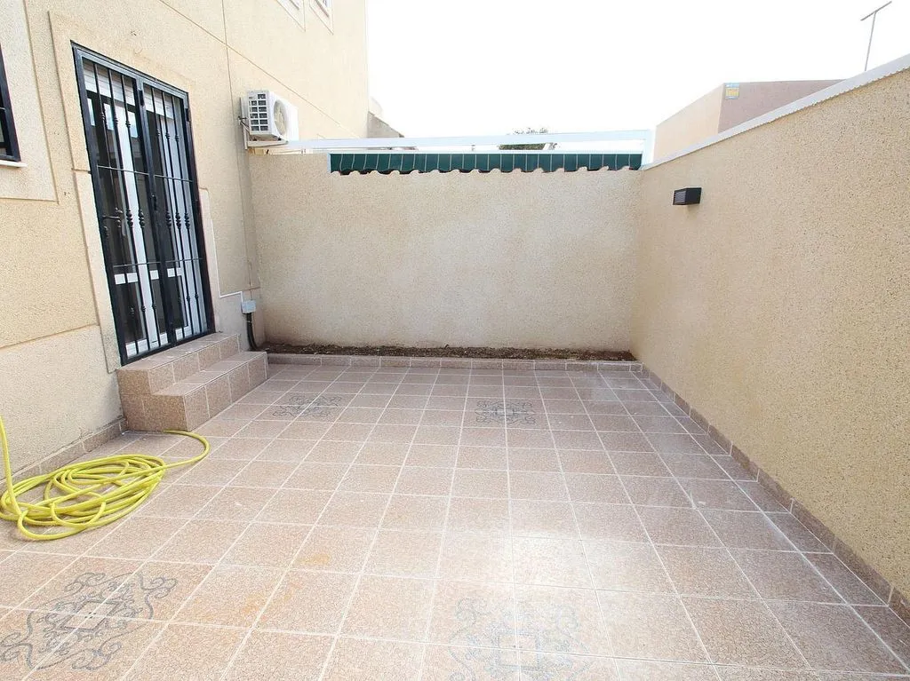 Aed - Chalet with Pool and Terrace in Torrevieja