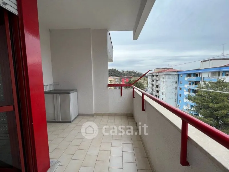 Rõdu - Apartment with Balcony and Terrace in Crotone