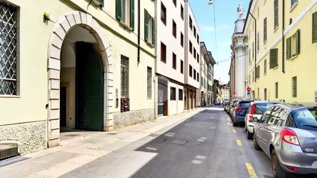 Extérieur - Spacious 2-Bedroom Apartment in Brescia