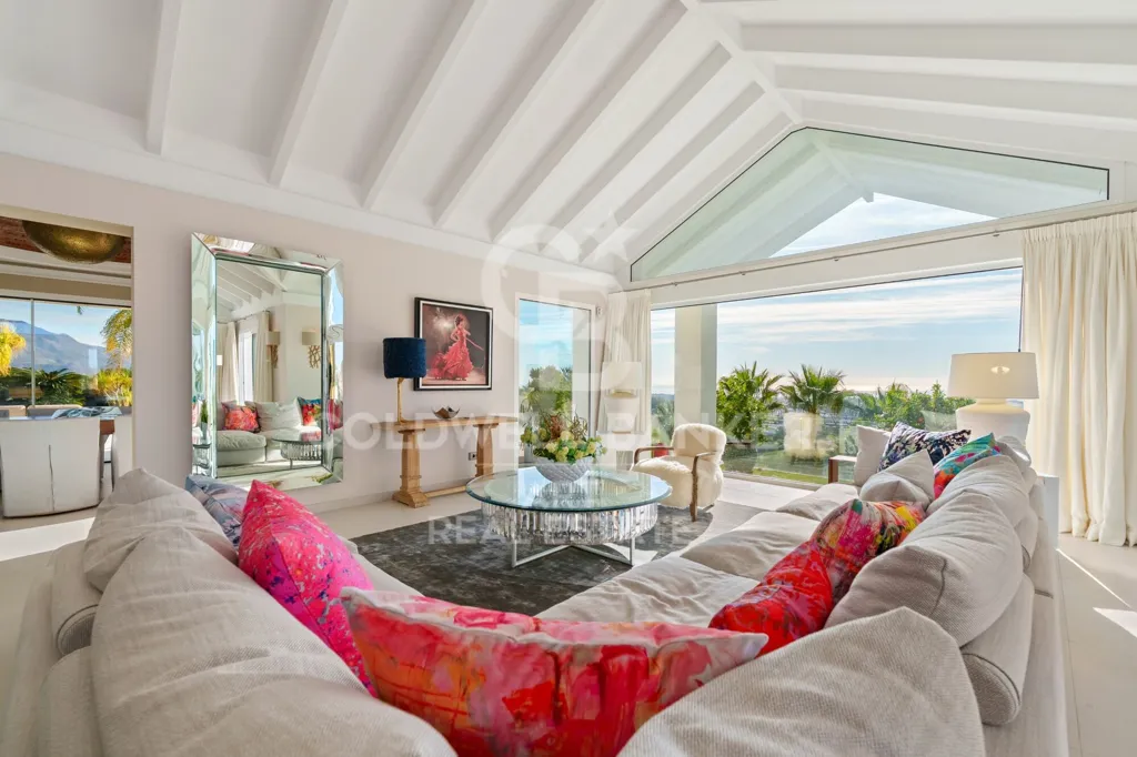 Elutuba - Contemporary Mediterranean Villa with Panoramic Views in Benahavís