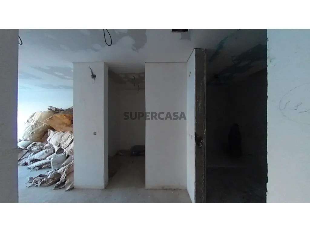 Toad - Modern Apartment with River View in Barreiro