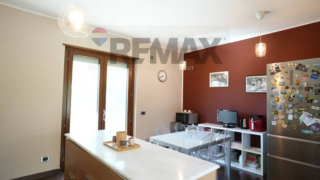 Kitchen - Bifamiliar Villa with Garden in Lanciano