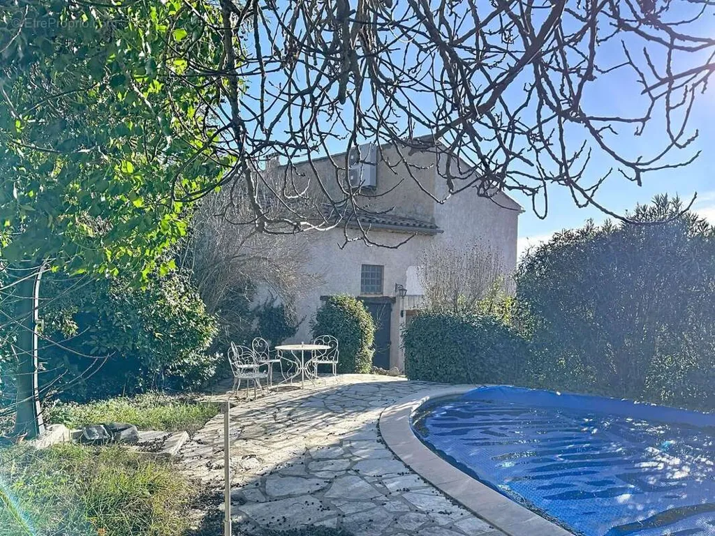 Bassein - 18th Century House with Pool in Lorgues