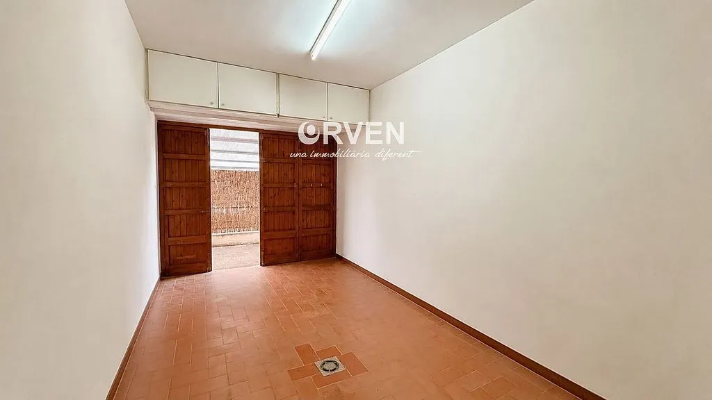 Esik - Terraced House with Terrace in Cunit