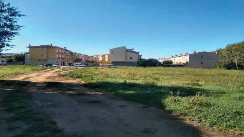 Aed - Land Plot with Development Potential in Bisbal d'Empordà