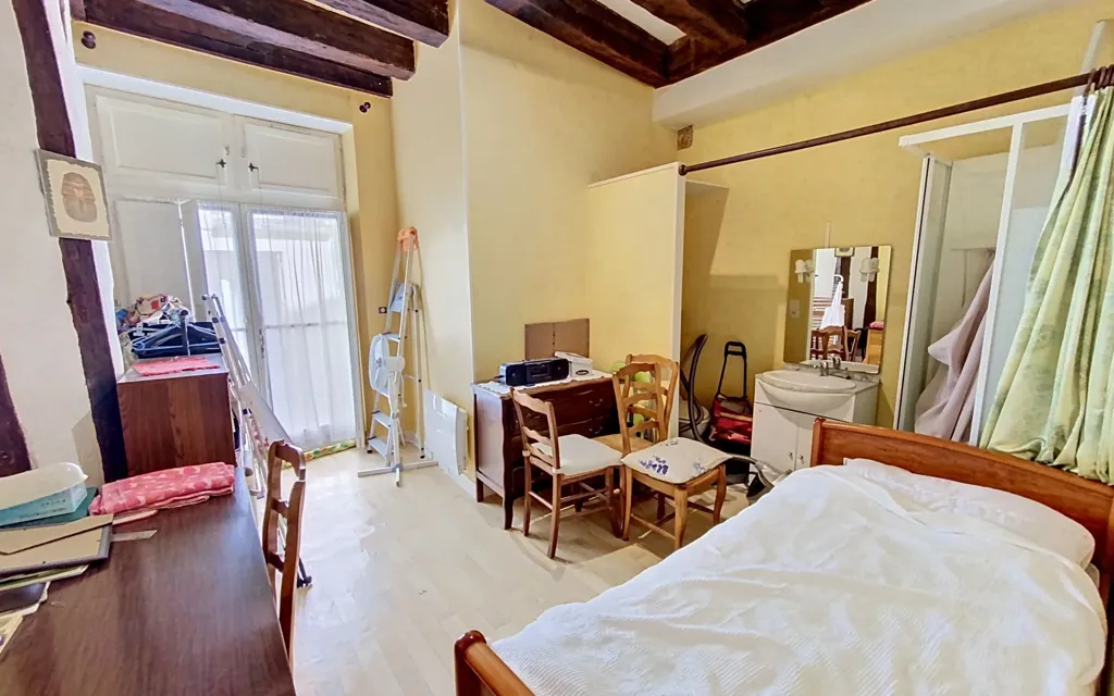 Chambres - Appartement avec Cour Privative au Quartier des Halles à Tours