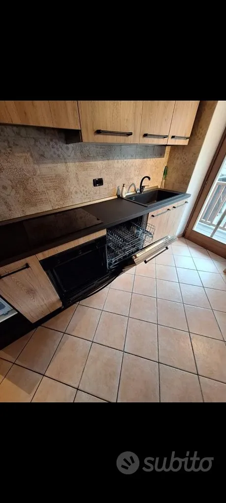 Maison 11 pièces à IT