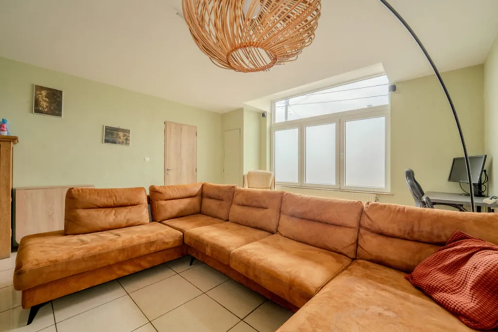 Séjour - Maison lumineuse avec terrasse à Leuze