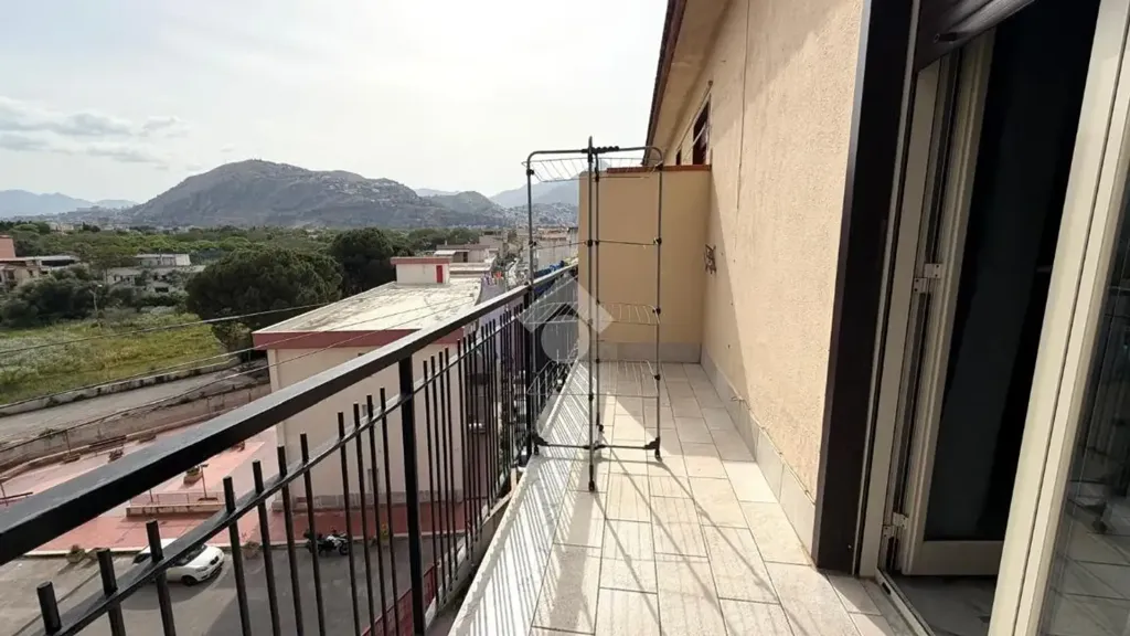 Rõdu - Two-Bedroom Apartment with Balcony in Palermo