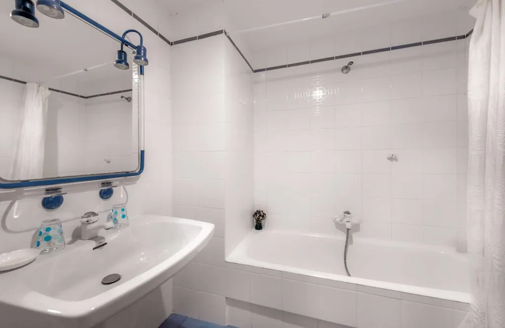 Salles de bain - Penthouse with Sea View in Santa Ponça