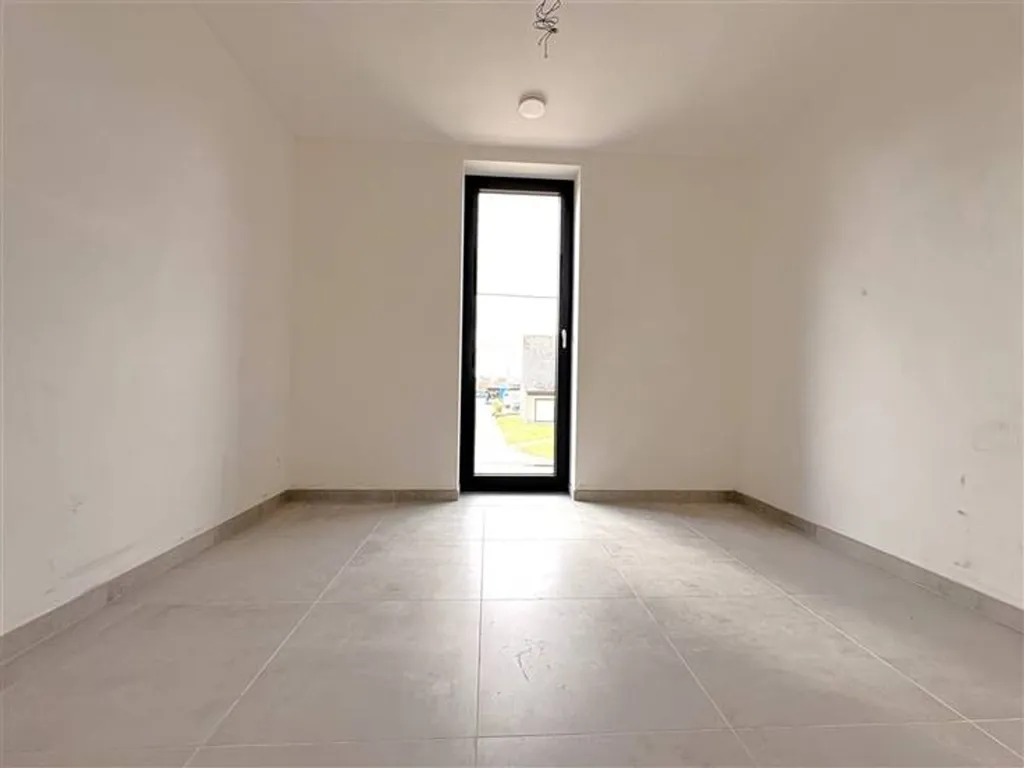 Toad - Modern New Build House with Garden in Buggenhout