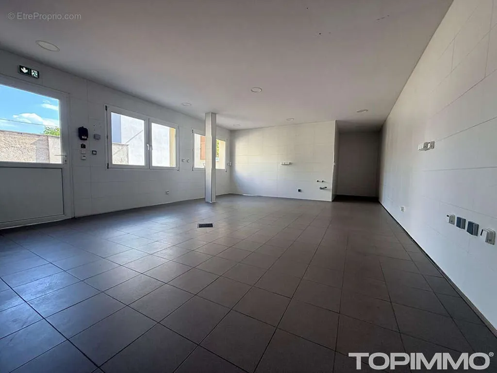 Rooms - Renovated House with Canal Access in Widensolen