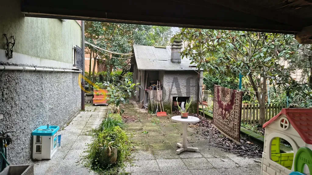 Jardin - Villa Apartment with Courtyard in Sassuolo
