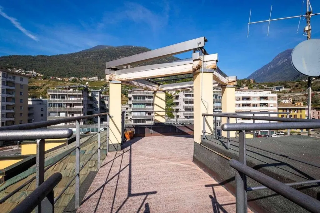 Rõdu - Luxury House with Garden in Sondrio