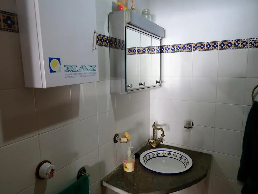 Bagni - High-Quality Mountain Cortijo with Spring in Válor
