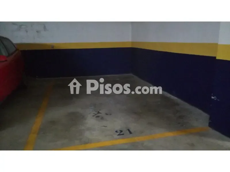Garage - Luxury Loft with Park View in Terrassa