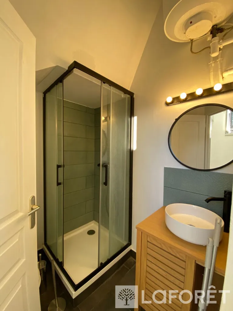 Bathrooms - Renovated Studio near Centre, Périgueux