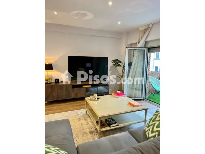 Living Room - Modern Flat with Balcony in León