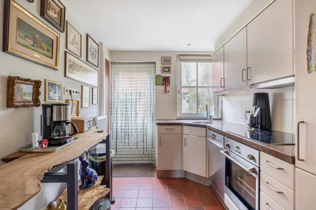 Kitchen - Country House with Forest View in Deurne