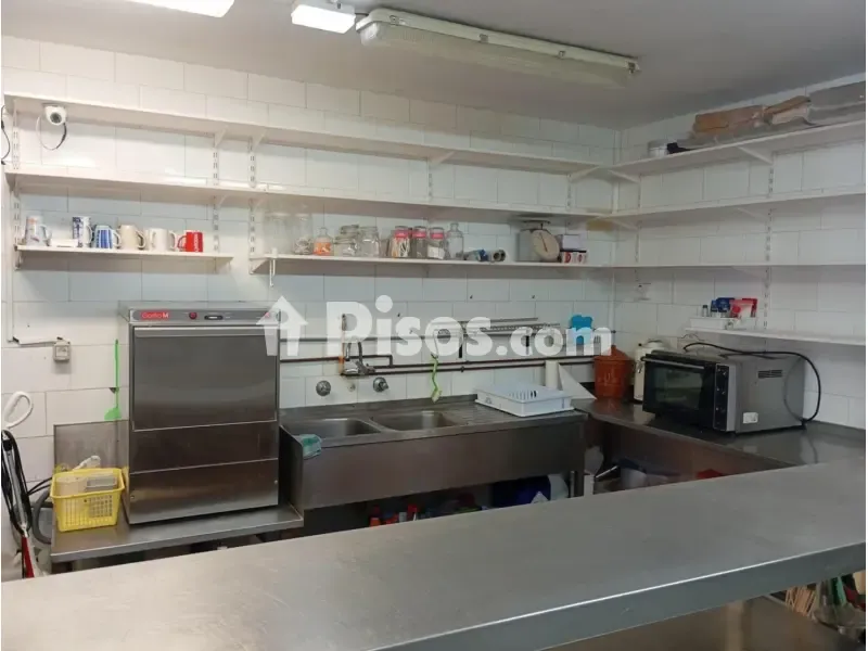 Cuisine - Restaurant with Apartments in Cala de Bou