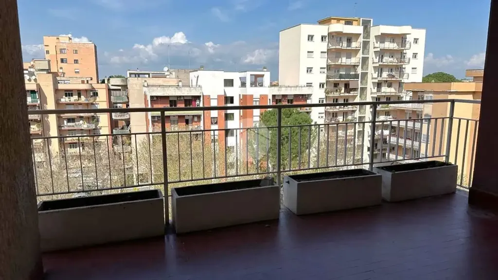 Appartement 4 pièces à IT