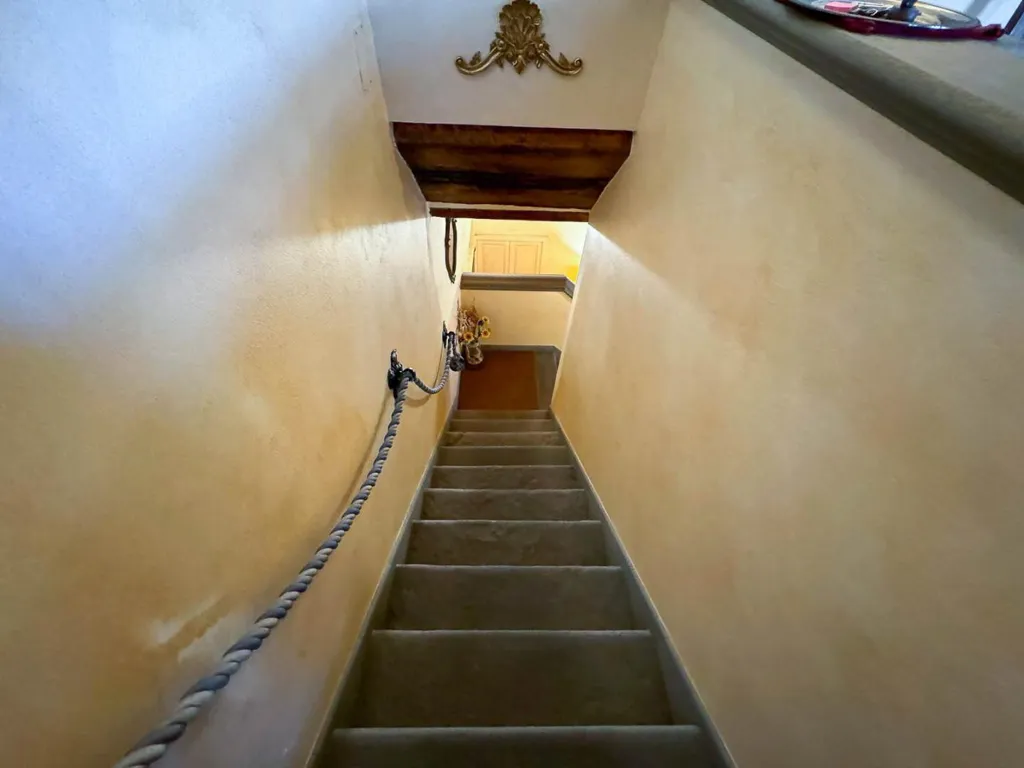 Pièces - Restored Apartment in Scandicci Convent
