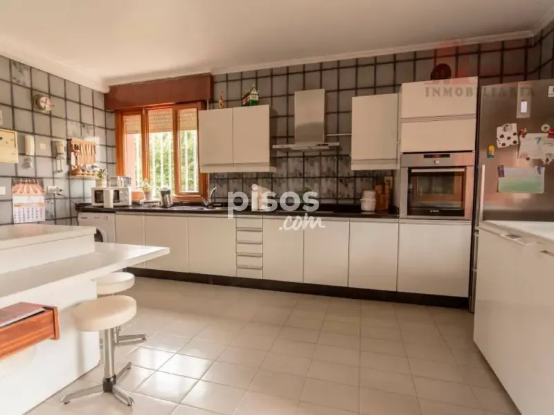 Cuisine - Maison 5 chambres à ES