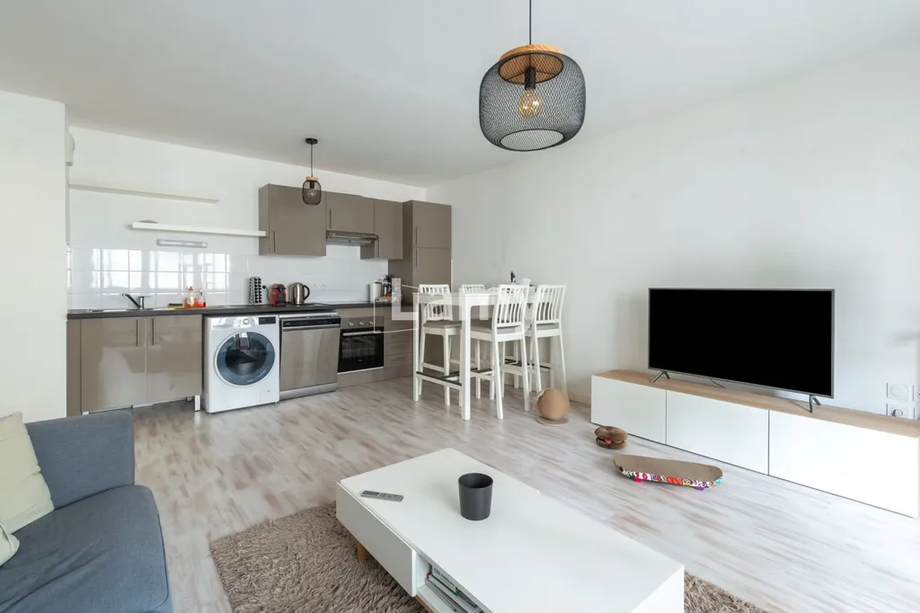 Elutuba - Apartment with Balcony in Hyper-centre