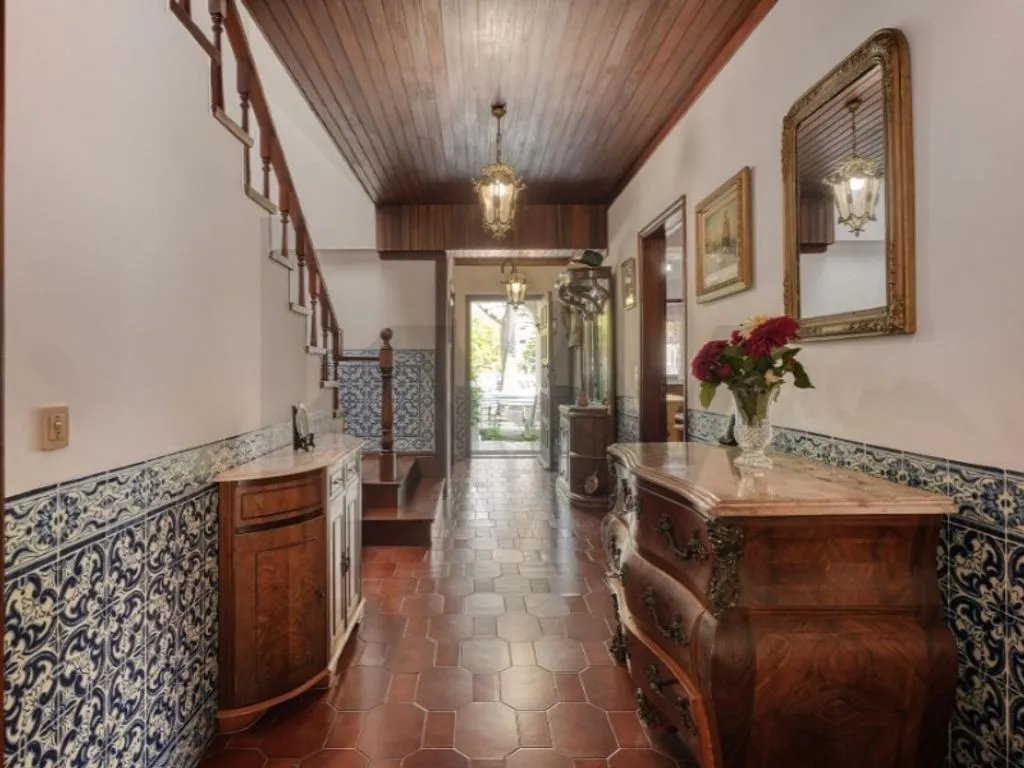 Esik - Luxury House with Garden in Cascais