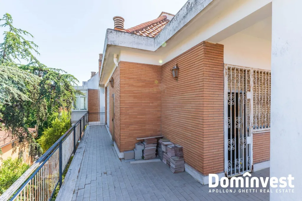 Terrass - Attico with Panoramic Terrace in Via Aurelia