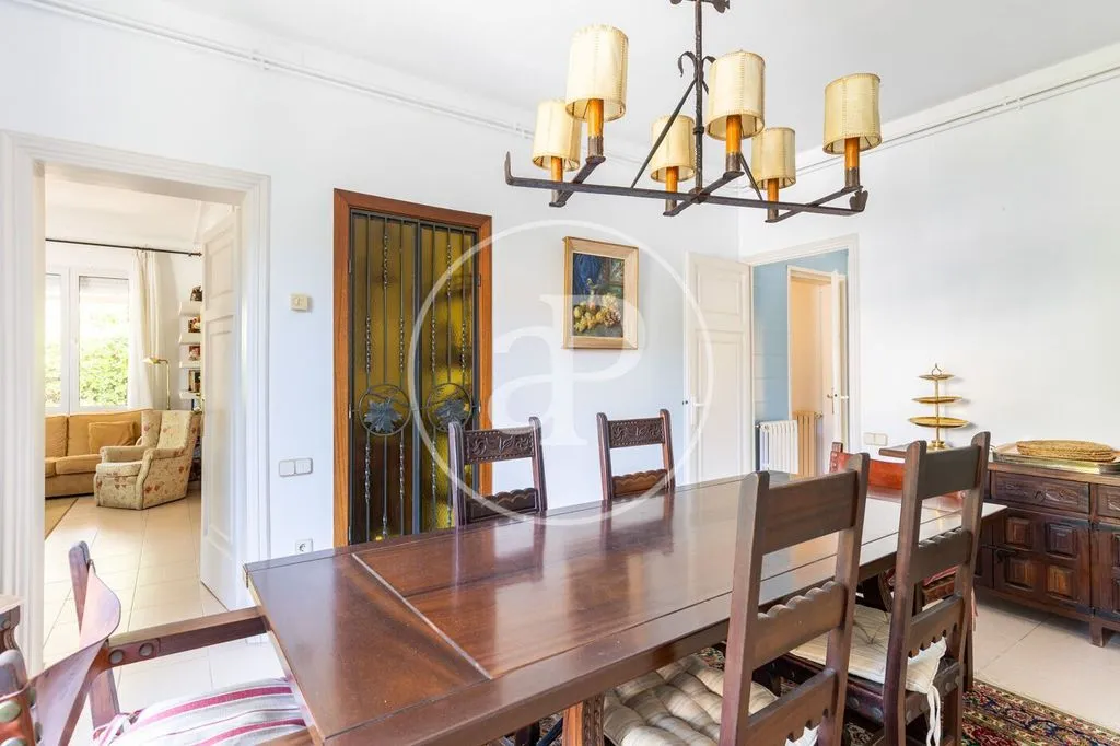 Söögituba - Luxury Villa with Pool in Matadepera