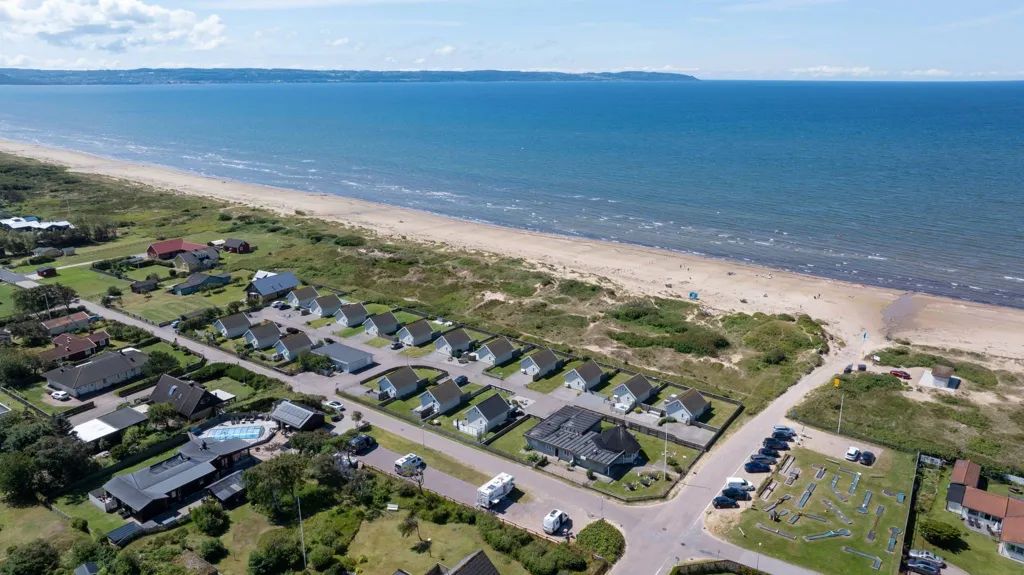 Vue aérienne - Strandfront Property with Development Potential in Mellbystrand