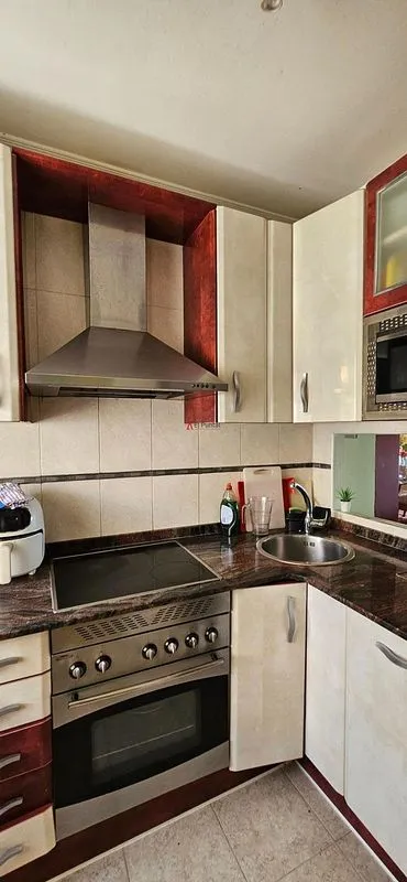 Cuisine - Bay View Flat with Garage in City Centre