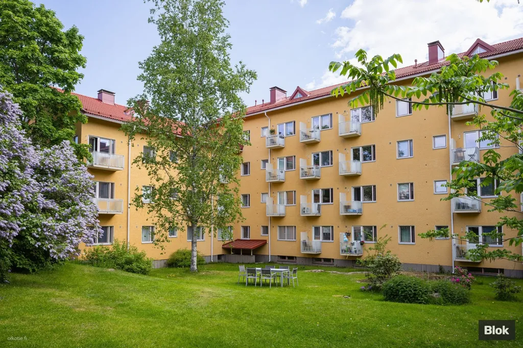 Jardin - Renovated Apartment with Balcony in Ruskeasuo