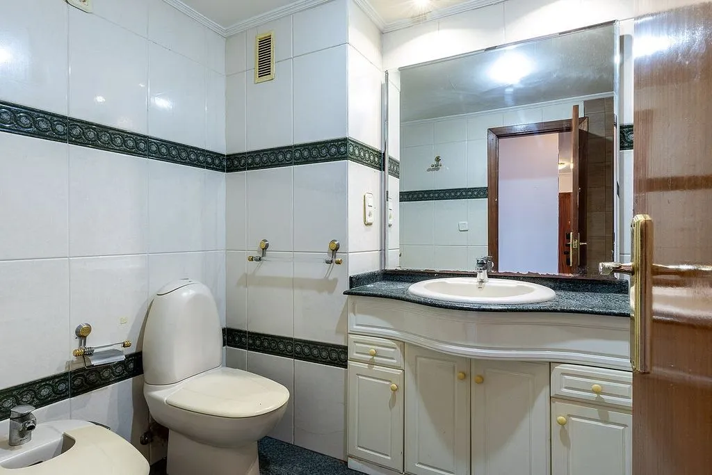 Salles de bain - Apartment with Castle Views in Sagunto
